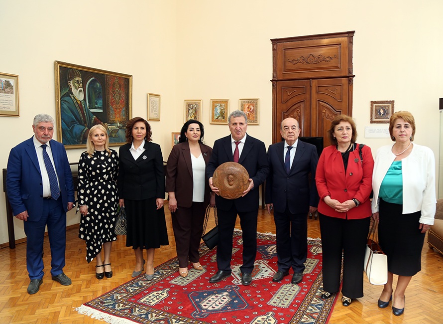 Zərifə Əliyevanın 101 illik yubileyi ilə bağlı elmi-praktiki konfrans - FOTO