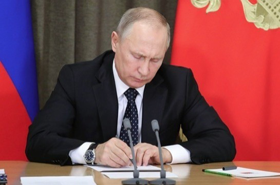 Putin vahid gömrük tranzitinə dair sazişin imzalanmasını təsdiqlədi