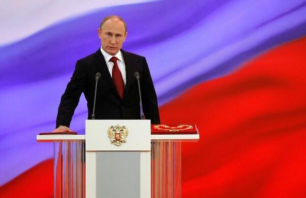 Putin Rusiya hökumətini istefaya GÖNDƏRİR