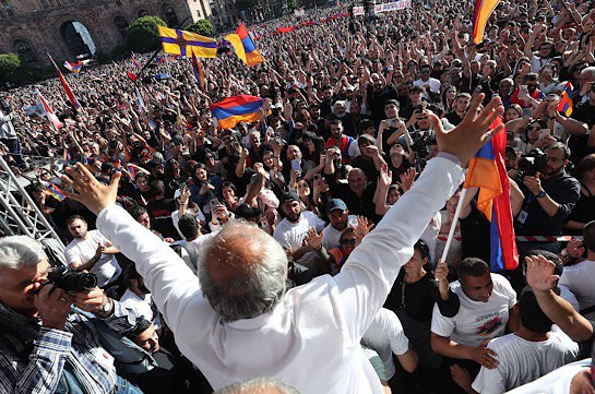 Baqrat Srbazan erməniləri 26 may mitinqinə çağırdı