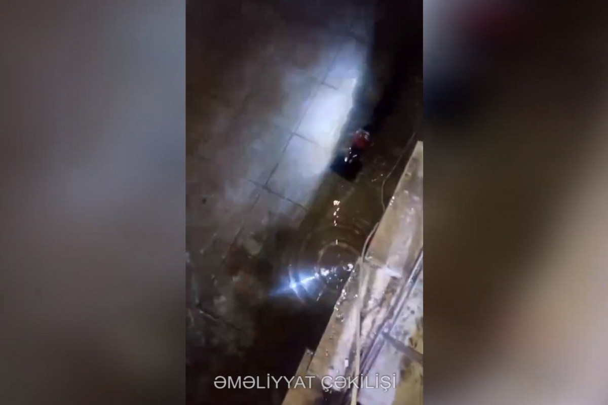 Binanın zirzəmisinə su dolmasının qarşısı alındı - VİDEO