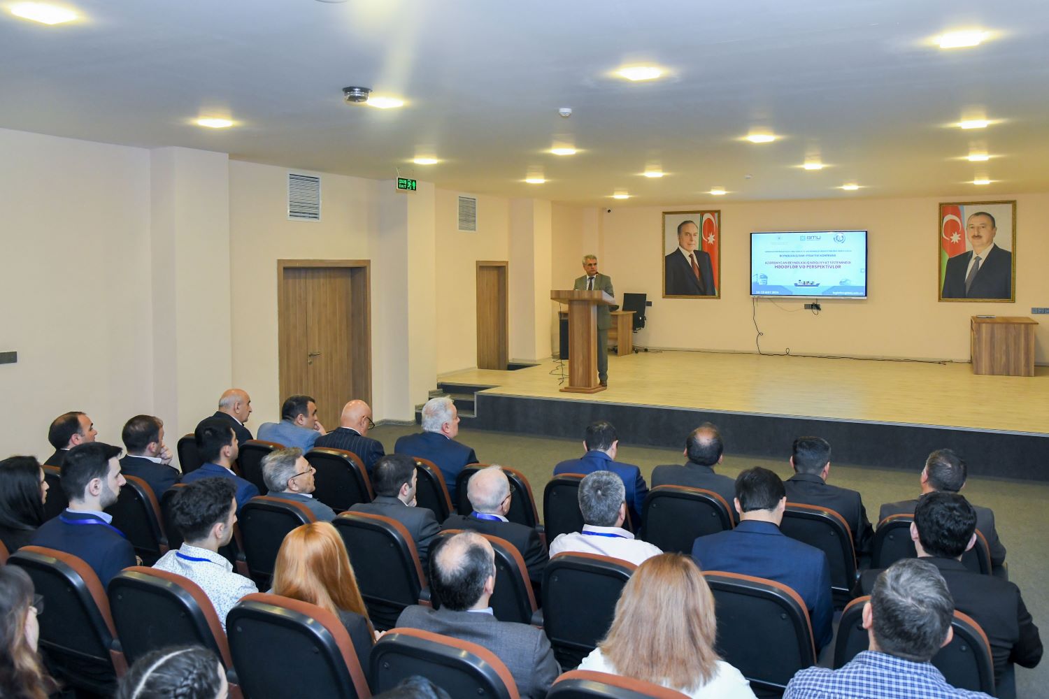 BMU-da elmi-praktiki konfrans keçirilir - FOTO