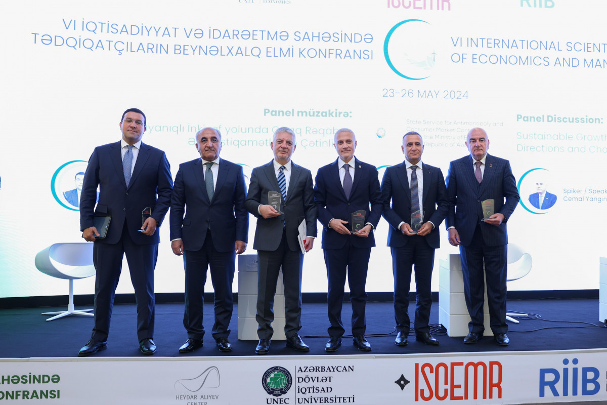 UNEC-də keçirilən Beynəlxalq Elmi Konfrans yekunlaşdı - FOTO