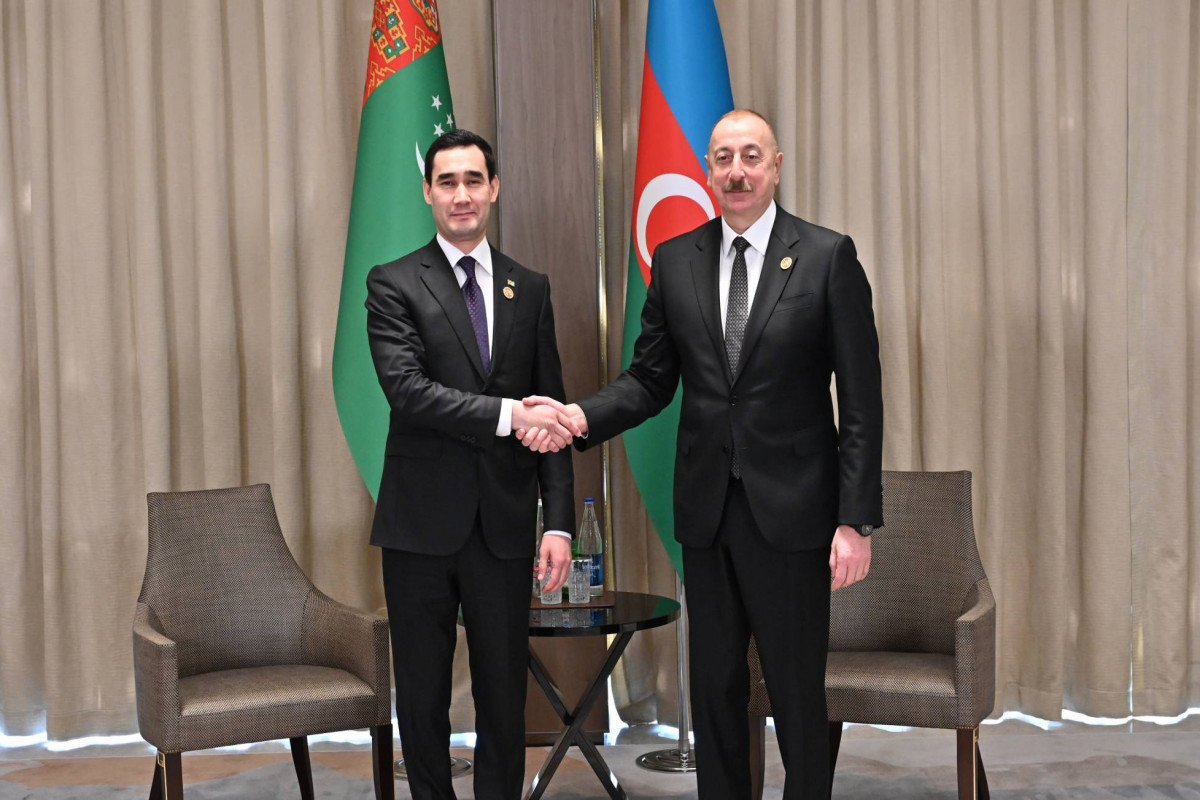 Sərdar Berdiməhəmmədov İlham Əliyevə məktub göndərdi