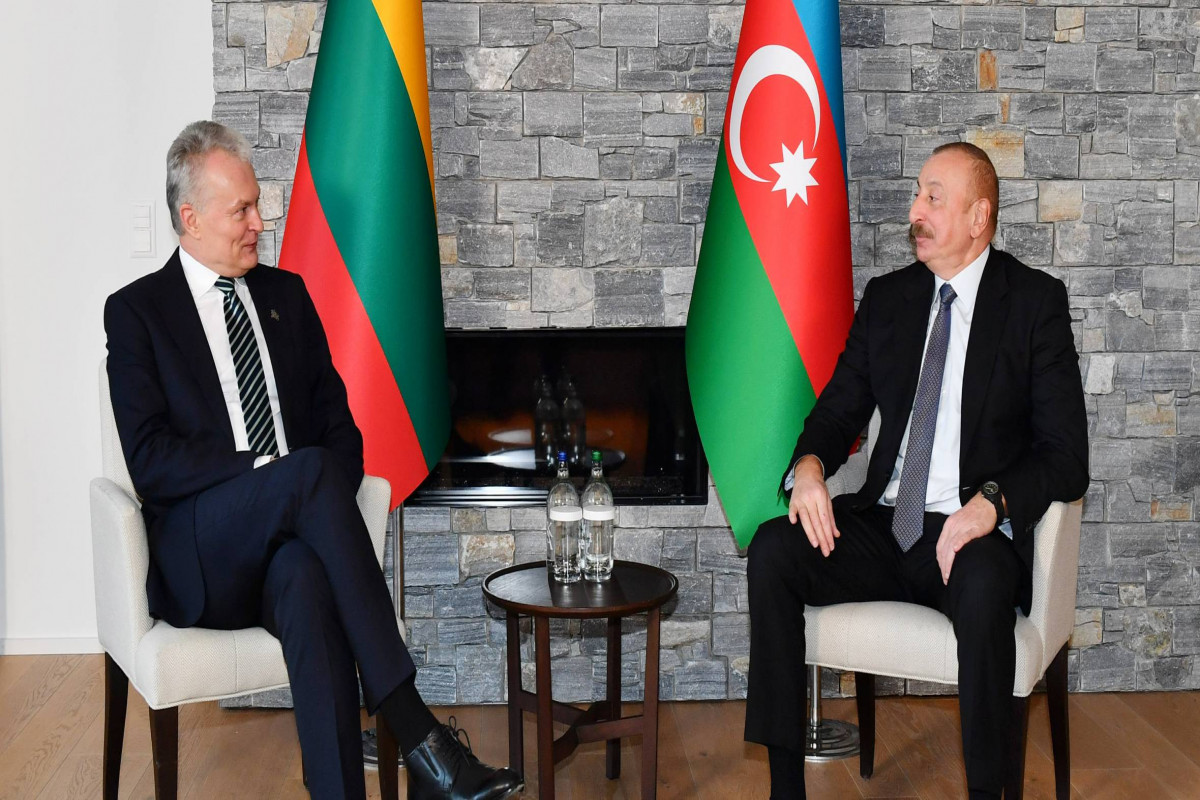 Ermənistanla sülh üçün əldə edilmiş razılaşmanı alqışlayıram - Prezident