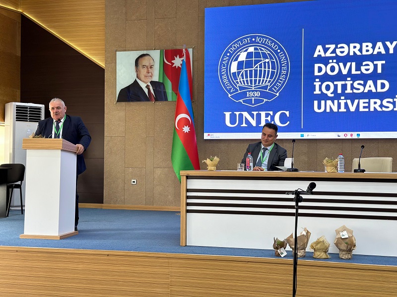 UNEC-də beynəlxalq konfrans keçirilib - FOTO