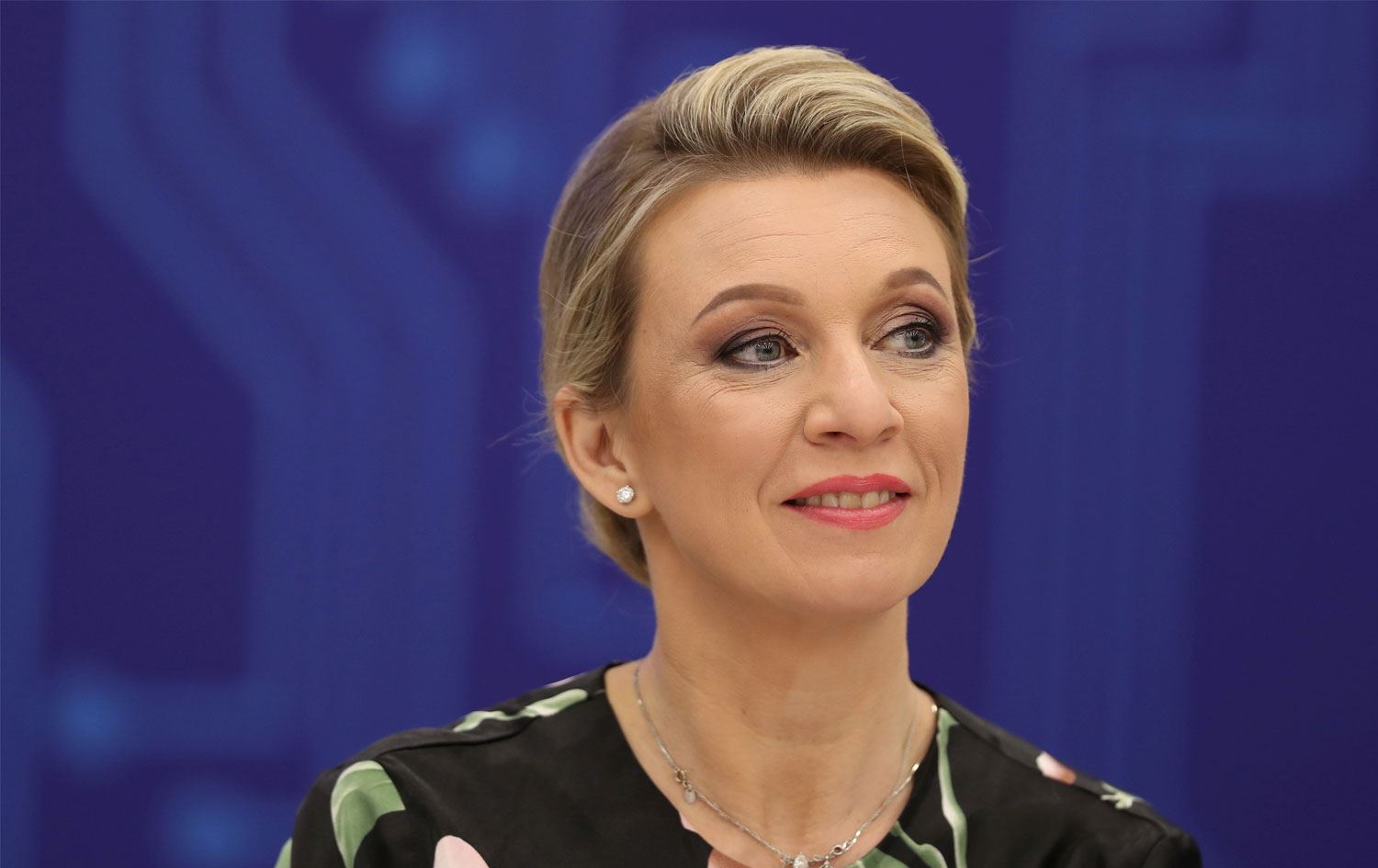 Ermənistandakı siyasi proseslər onların daxili işidir - Zaxarova