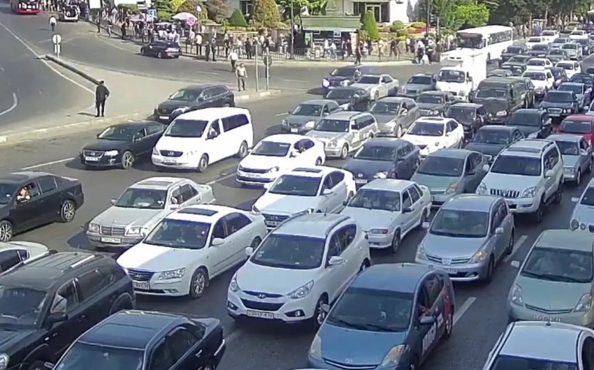 Bakıda yenə tıxac var 
