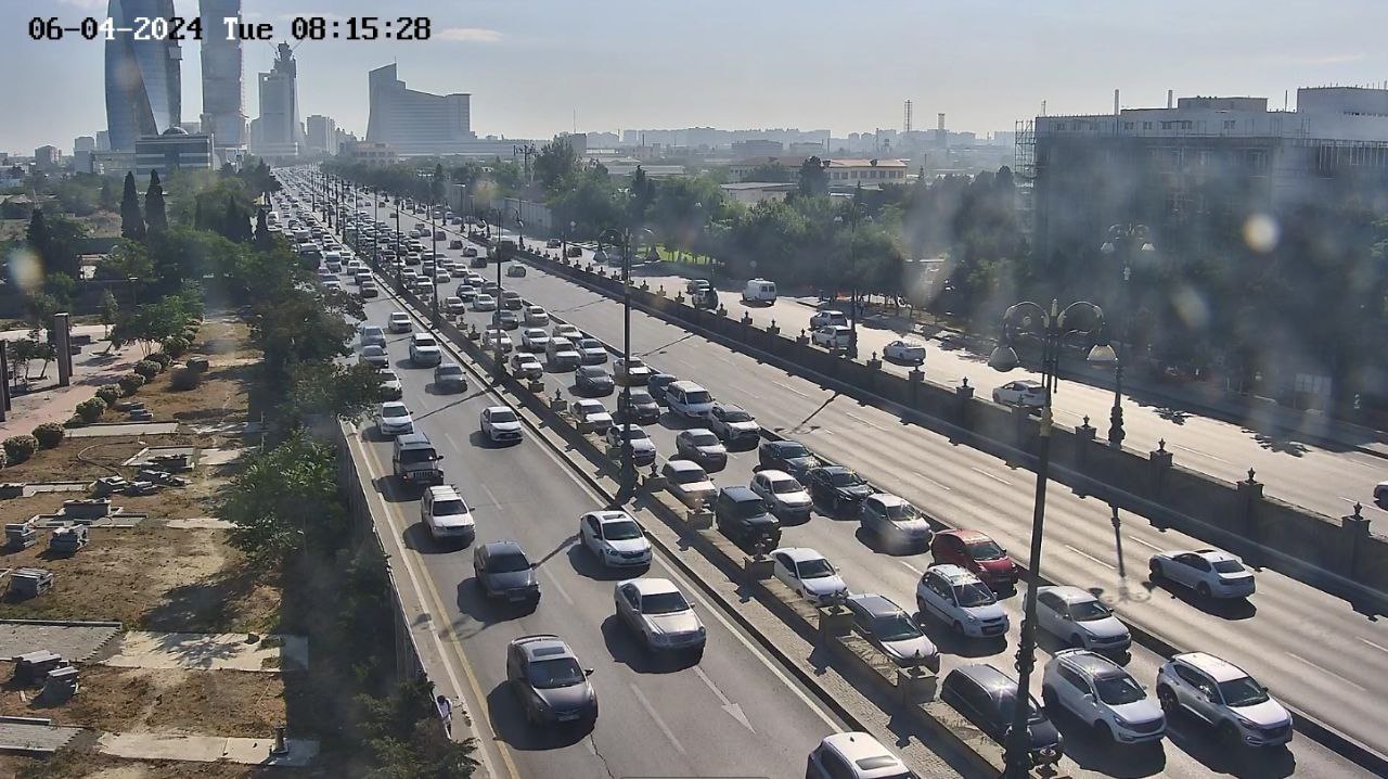 Bakının tıxaclı YOLLARI 
