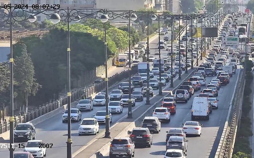 Hazırda bu yollarda tıxac var - SİYAHI