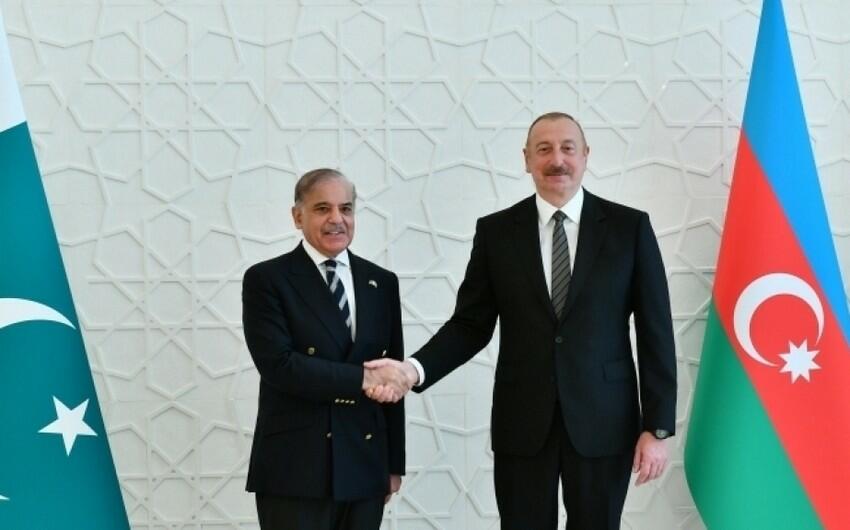 Şahbaz Şərif İlham Əliyevə məktub göndərdi