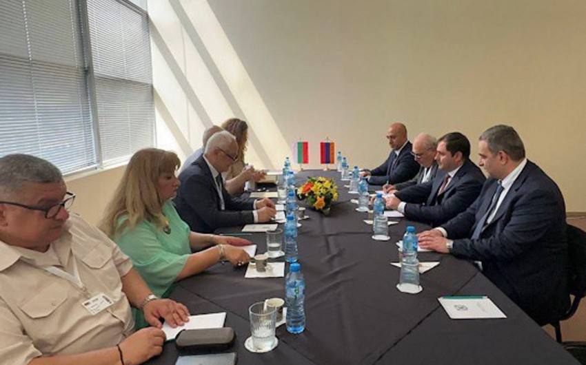 Ermənistan və Bolqarıstan arasında hərbi müzakirə