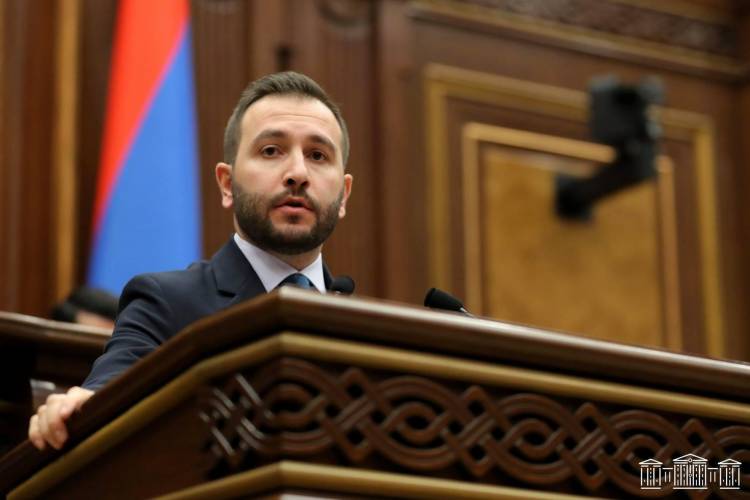 Parlament müxalifətin tələbini rədd etdi
