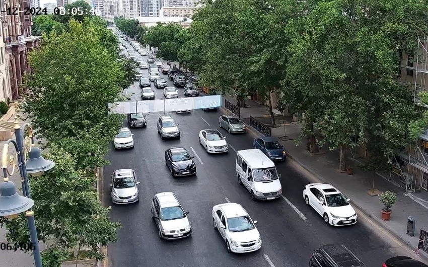Yollarda tıxac AZALIB