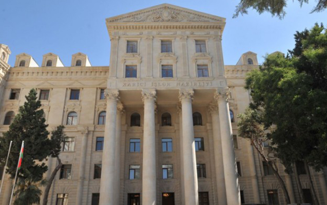 Rəsmi Bakı Fransaya çağırış etdi
