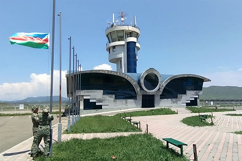 Xocalı hava limanında Azərbaycan bayrağı qaldırıldı - VİDEO