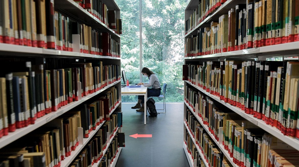 Abituriyentlərin nəzərinə! - Universitetlərdə ayrılan qəbul yerlərinin SAYI