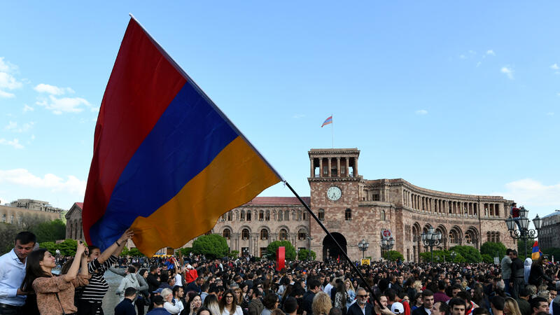 Ermənistanda toqquşma: 86 nəfər tutuldu, yaralılar var