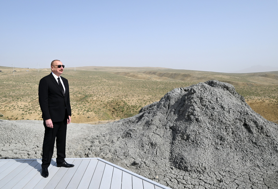 Prezident yeni turizm kompleksinin açılışında - FOTOLAR