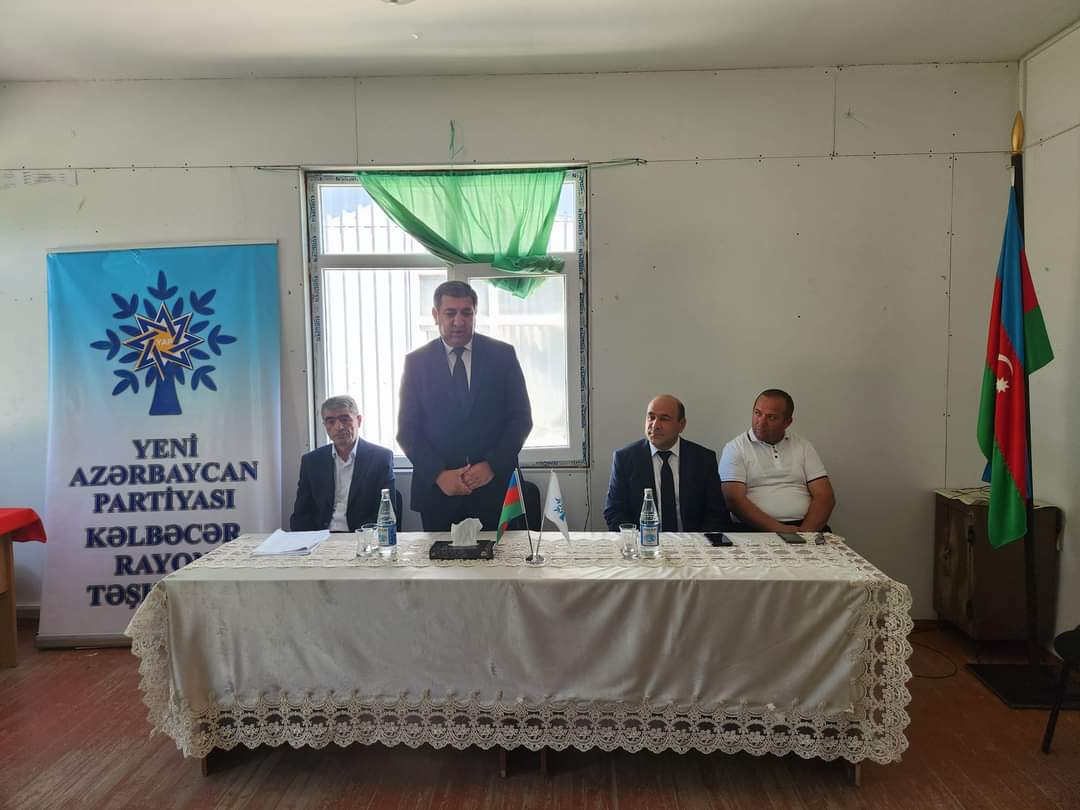 “Heydər Əliyev- Azərbaycan dövlətinin xilaskarı və qurucusu” - FOTOLAR
