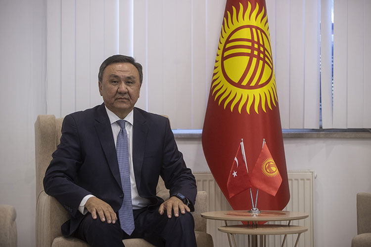 Ömüraliyev 15 İyunla bağlı paylaşım etdi