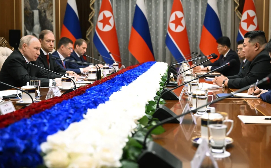 Putin Şimali Koreya liderinə nələr hədiyyə etdi...