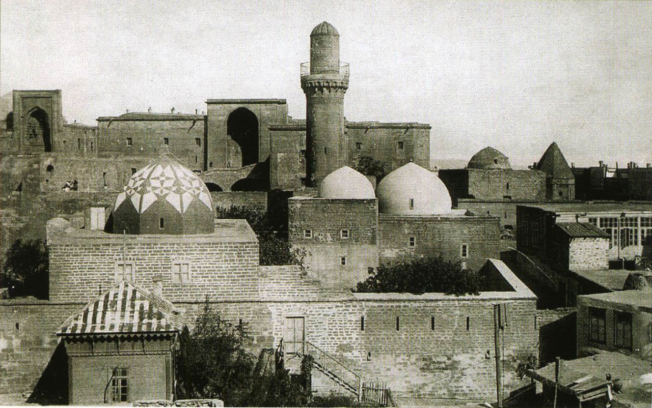 Bakıda memarlıq abidələri ilə bağlı işçi qrup YARADILDI