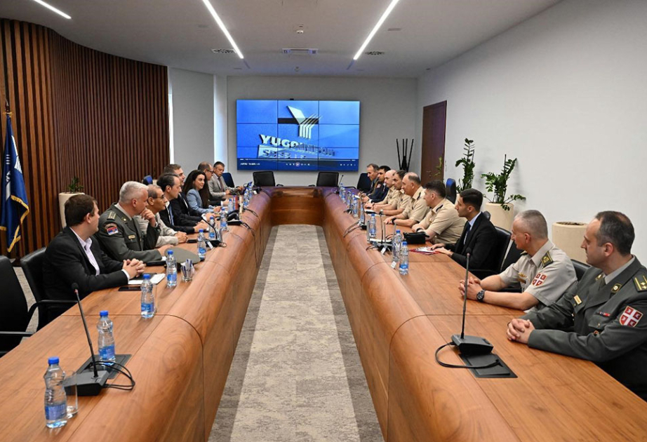Kərim Vəliyev Serbiya şirkətinin məhsulları ilə tanış oldu