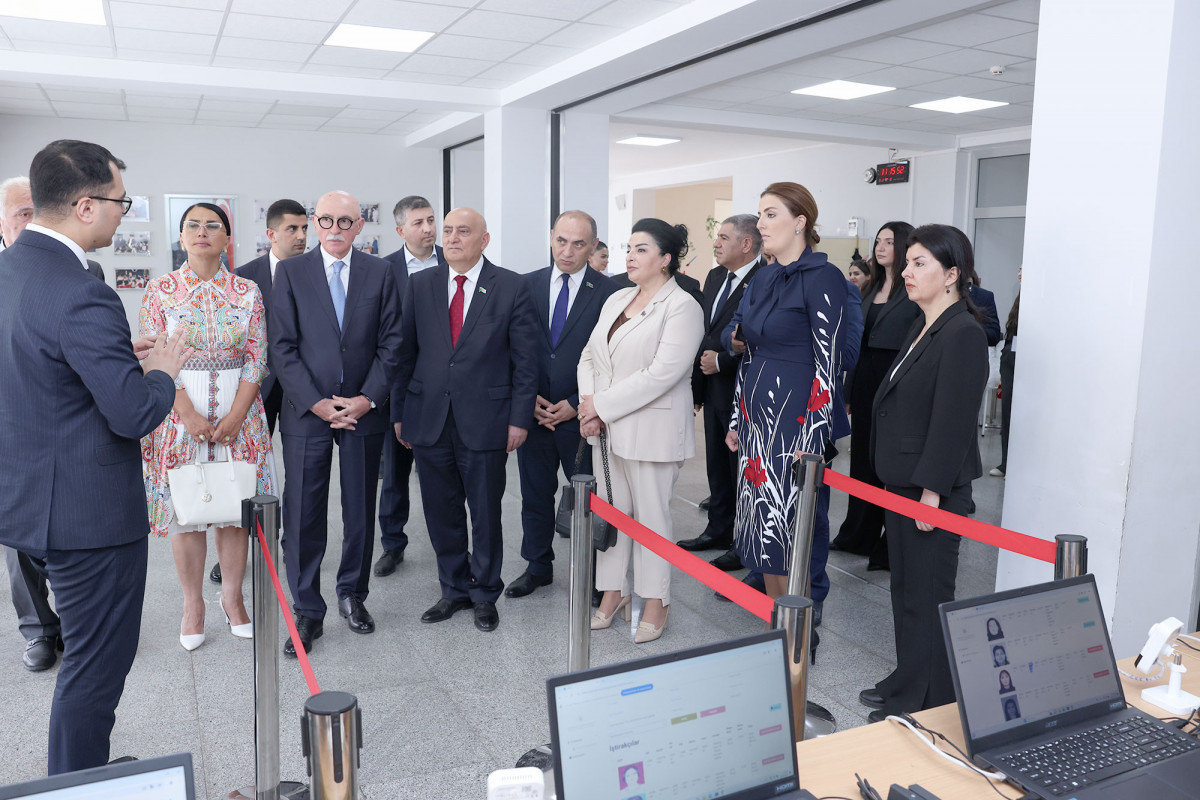 Deputatlar sertifikasiya imtahanlarını izlədilər