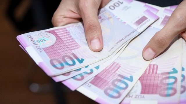 Bu məktəbdə 39 min manatdan çox yeyinti aşkarlandı