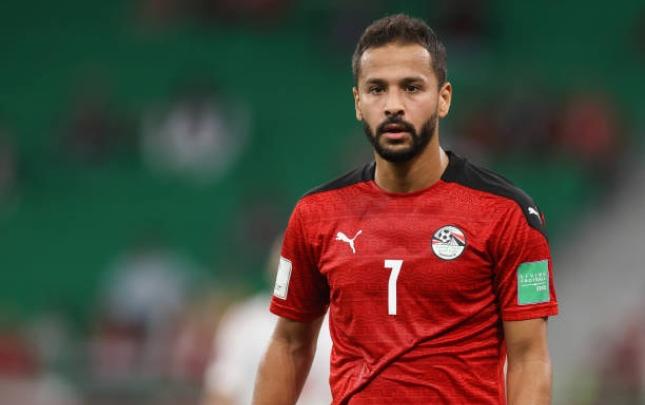 Futbolçu oyunda infarktdan ÖLDÜ