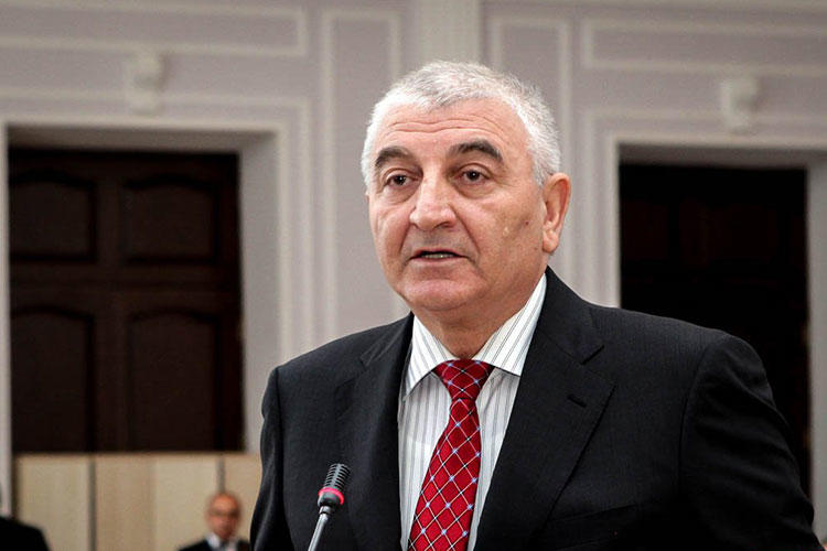 86 nəfər deputatlığa namizədlik üçün MSK-ya müraciət edib