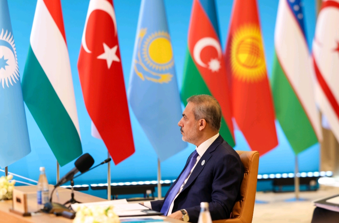 Hakan Fidan Azərbaycanı TƏBRİK ETDİ 