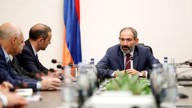 Paşinyan Təhlükəsizlik Şurasının iclasını keçirdi