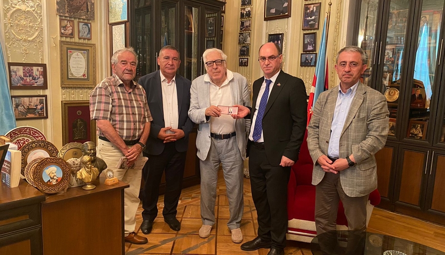Jurnalist AYB-yə üzv qəbul edildi - FOTO