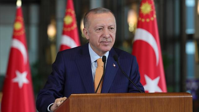 Ərdoğan Pezeşkianla regionu müzakirə etdi 