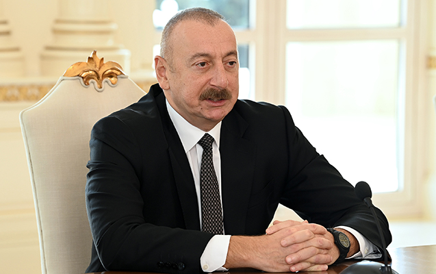 İlham Əliyev Pezeşkianı Azərbaycana dəvət edib