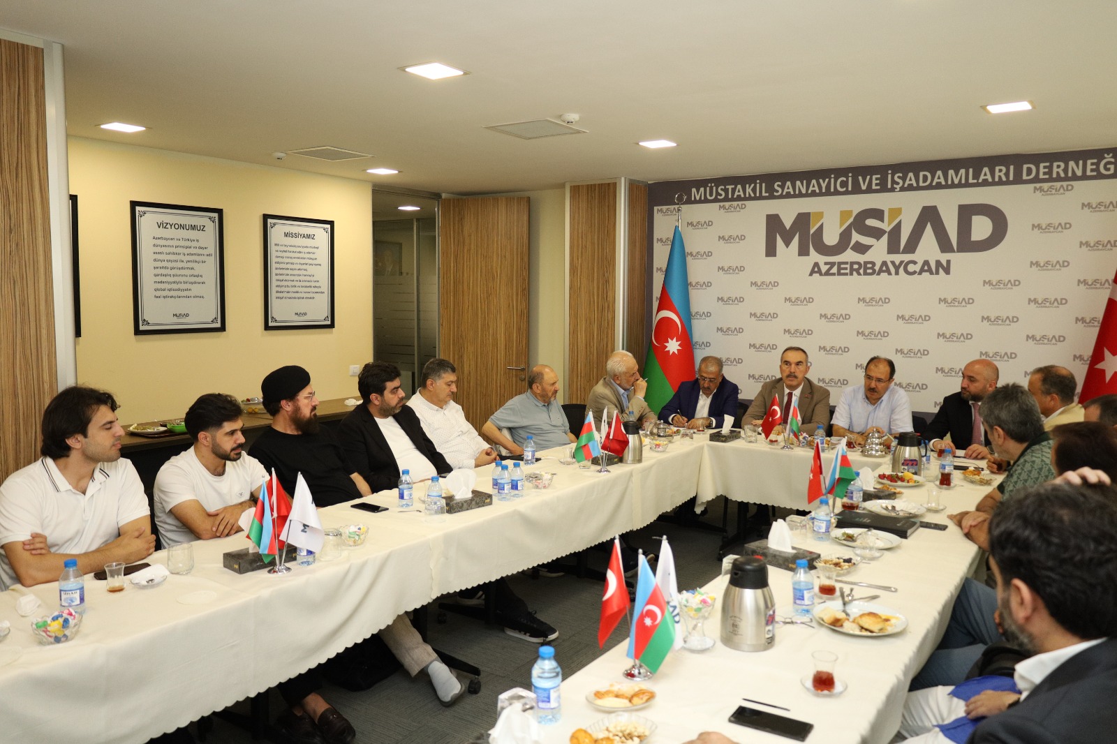 MÜSİAD Ankara heyəti Azərbaycan dərnəyini ziyarət edib - FOTO