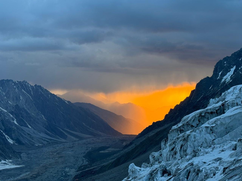 Azərbaycanlı alpinist dünyanın doqquzuncu zirvəsini fəth etdi
