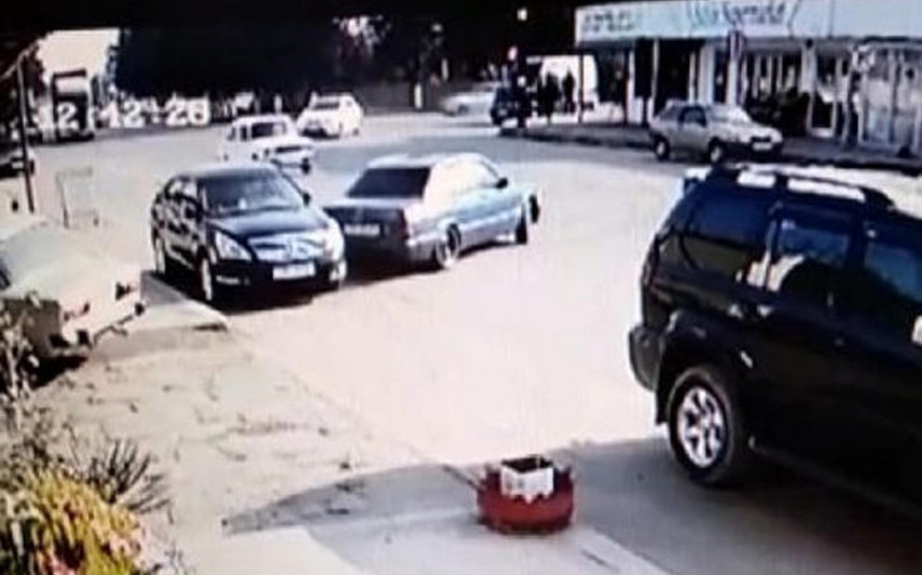 Naftalanda sərxoşlar "Mercedes"lə aranı qatdı