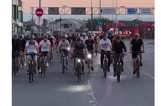 Paşinyanın velosiped sevgisi bitmir - 9-cu yürüş