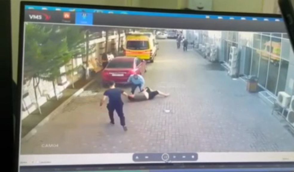 Ağadadaş Ağayevin iştirak etdiyi insidentin YENİ GÖRÜNTÜLƏRİ