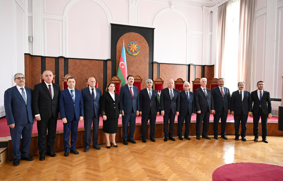 Türkiyə Konstitusiya Məhkəməsinin sədri Azərbaycanda - FOTO