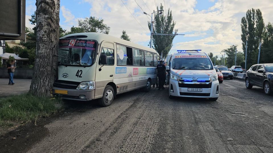 Ermənistanda ağır qəza - 5 yaralı...