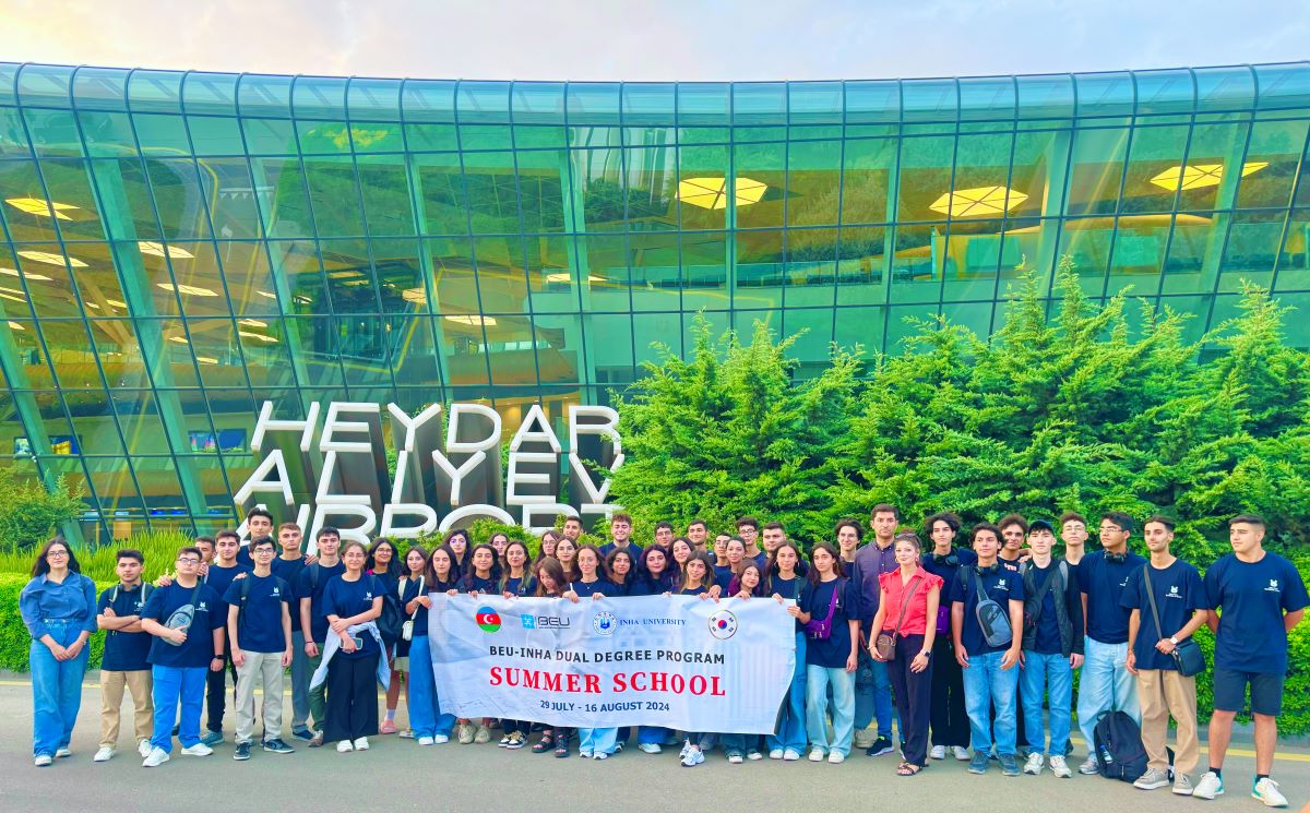 BMU 122 tələbəsini Koreyaya yola saldı