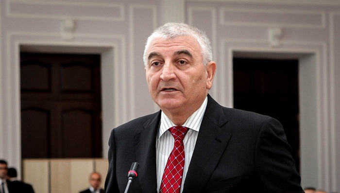 Məzahir Pənahov xaricdə yaşayan Azərbaycan vətəndaşlarına müraciət etdi