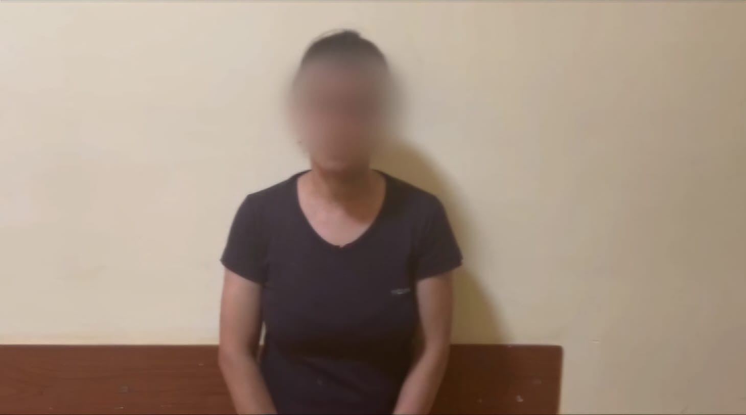 İşlədiyi evdən qızıl oğurlayan qadın saxlanıldı