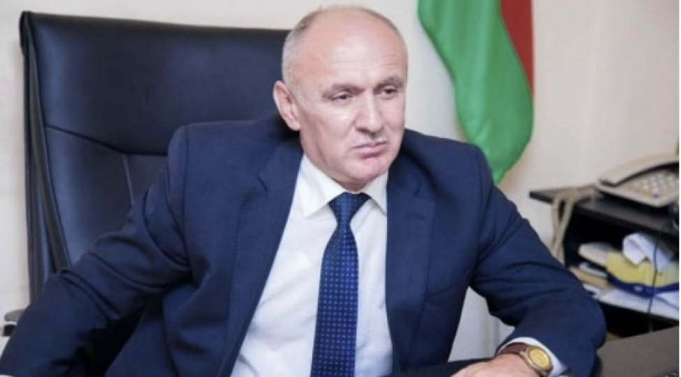 Daha bir partiya sədrinin namizədliyi qeydə alındı