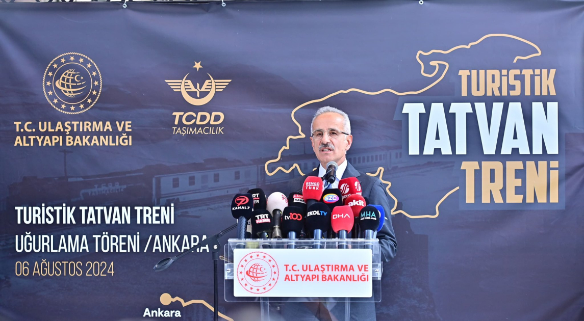 "Azərbaycanla dəmir yolunda sərnişindaşımanın başlanacağına ümid edirik"