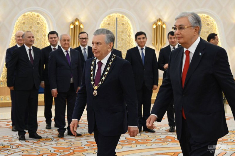 Tokayev Mirziyoyevə "Qızıl Qartal" mükafatı verdi - FOTOLAR